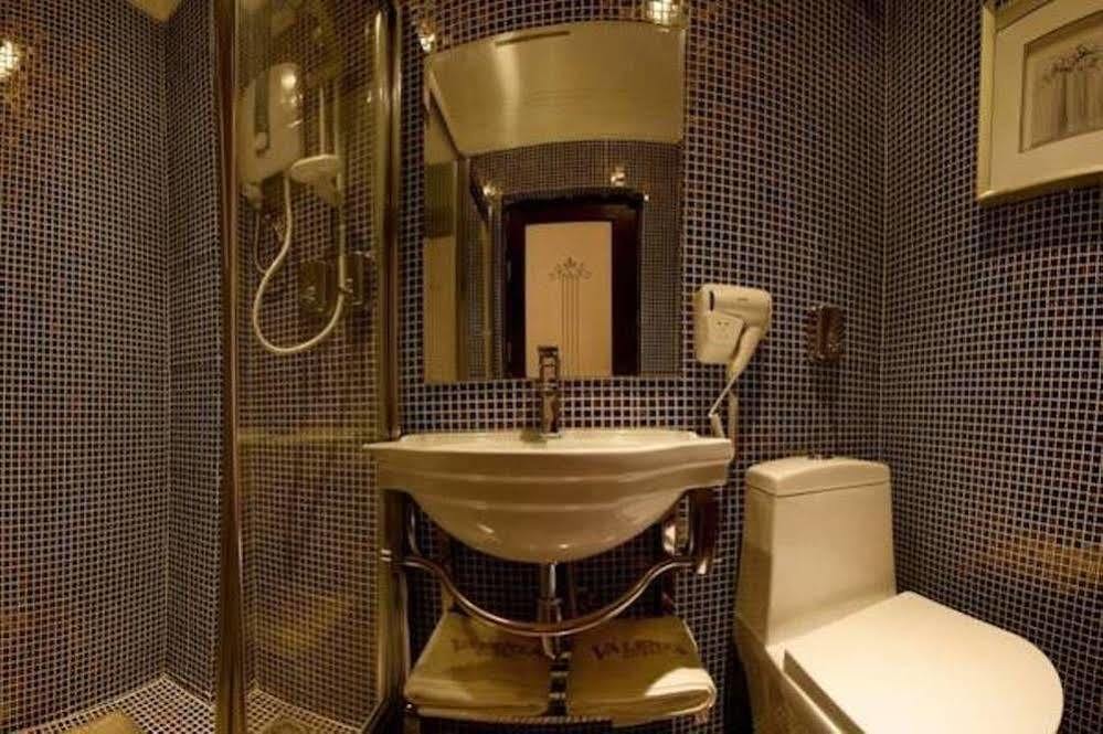 Hotel Valenza Kuala Lumpur Esterno foto